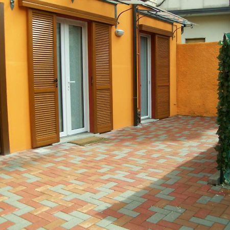 Appartamento monolocale lago maggiore PALLANZA Verbania Esterno foto