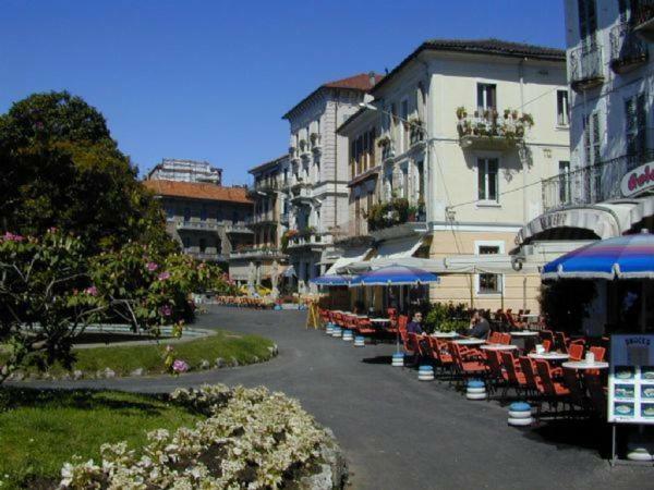 Appartamento monolocale lago maggiore PALLANZA Verbania Esterno foto